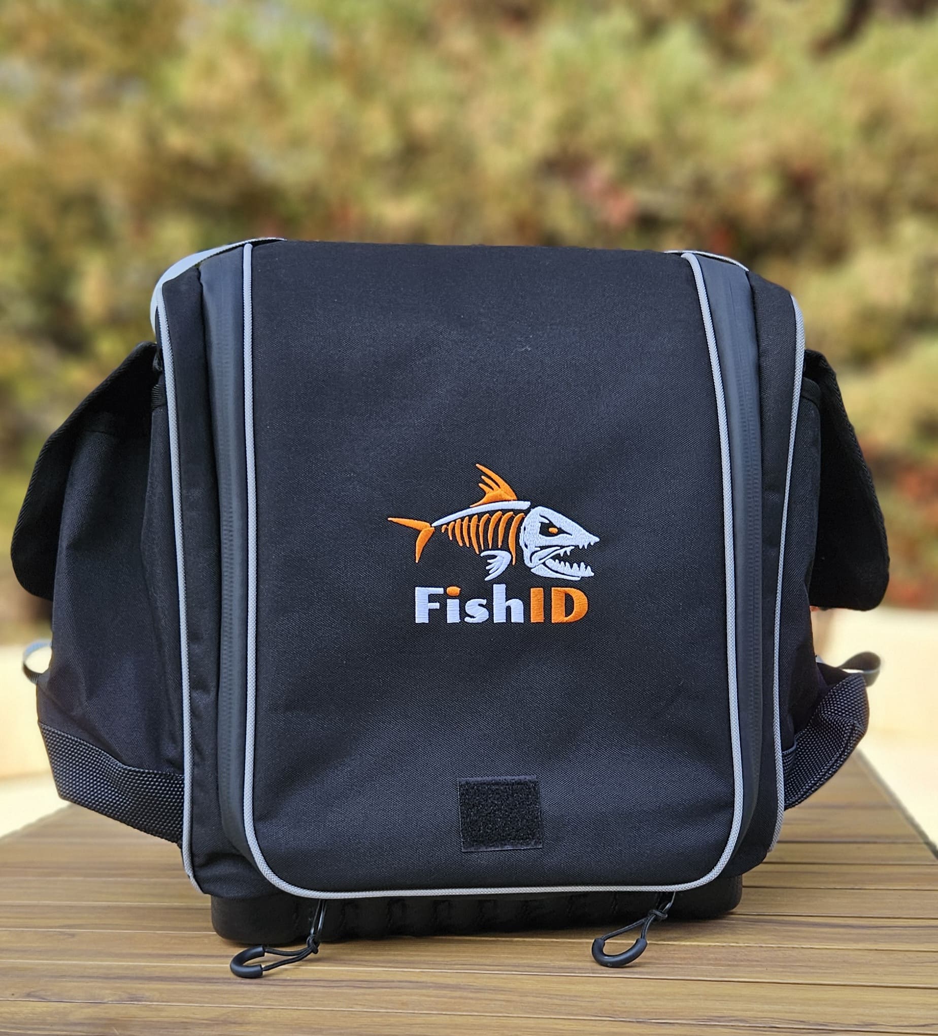 Комплект FishID Сумка-органайзер для Panoptix +  АКБ 40а/ч + з/у 4 pin FishID-L10-40-ZU от прозводителя Документы